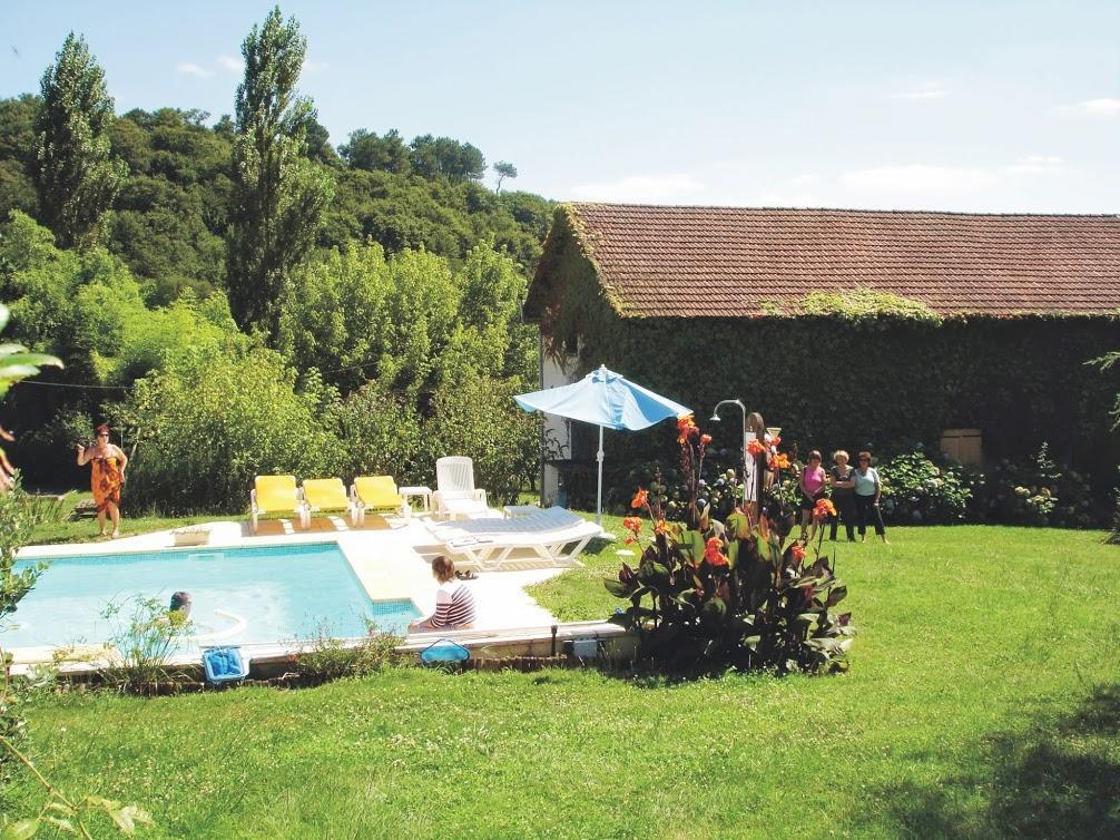 Chambres D'Hotes Domaine De Compostelle Casteide-Candau Exterior foto
