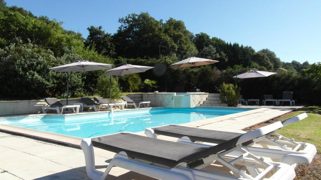 Chambres D'Hotes Domaine De Compostelle Casteide-Candau Exterior foto