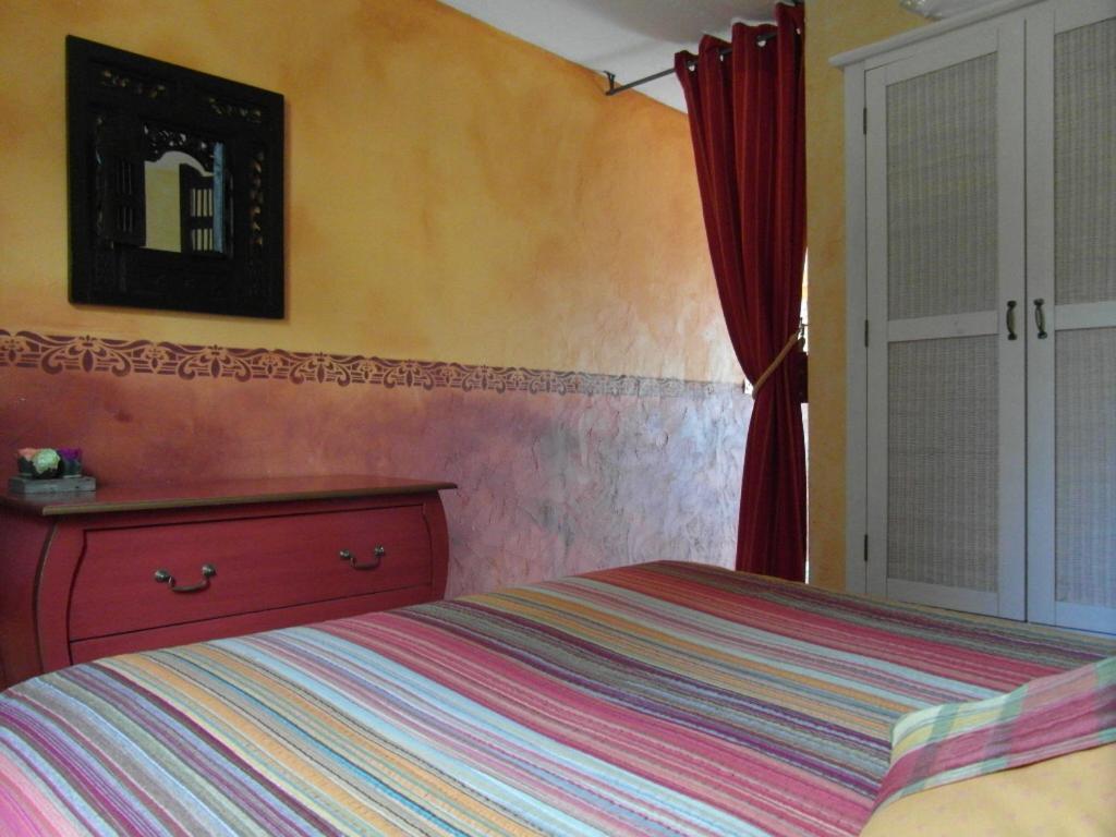 Chambres D'Hotes Domaine De Compostelle Casteide-Candau Habitación foto